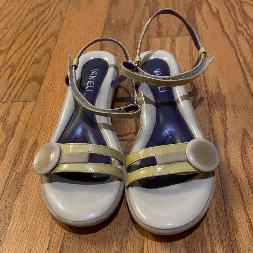 Van Eli Women’s Gold, Purple, and Tan Strap Sandals 7.5